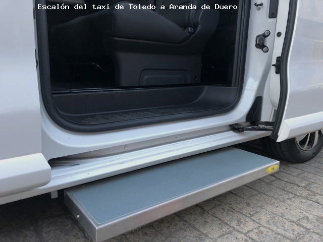 Taxi con escalón de Toledo a Aranda de Duero